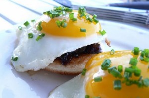 Skillet Bacon Jam Toast and Eggs